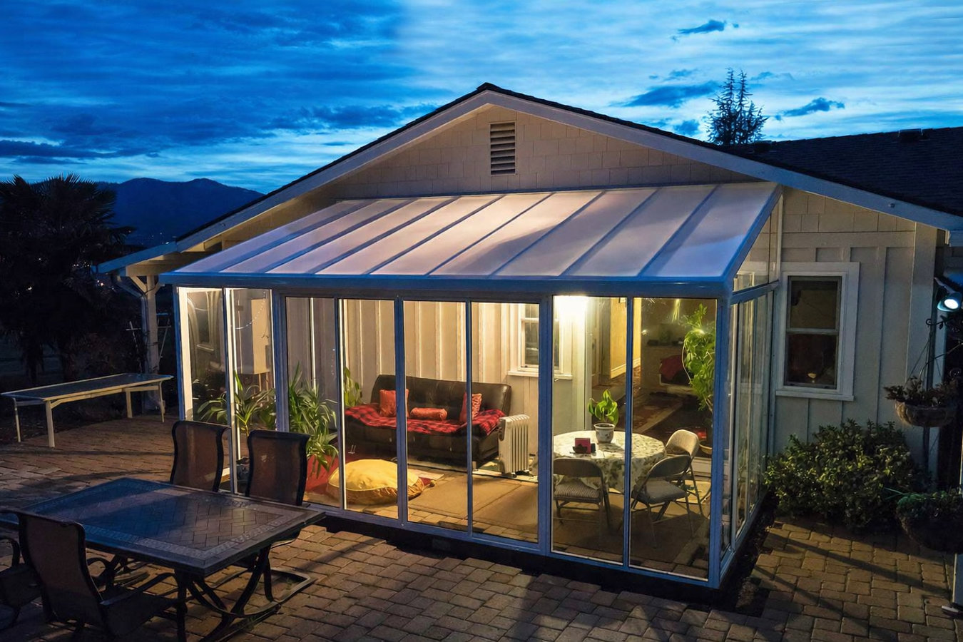 Enclosed Patio Rooms in Pasadena, CA