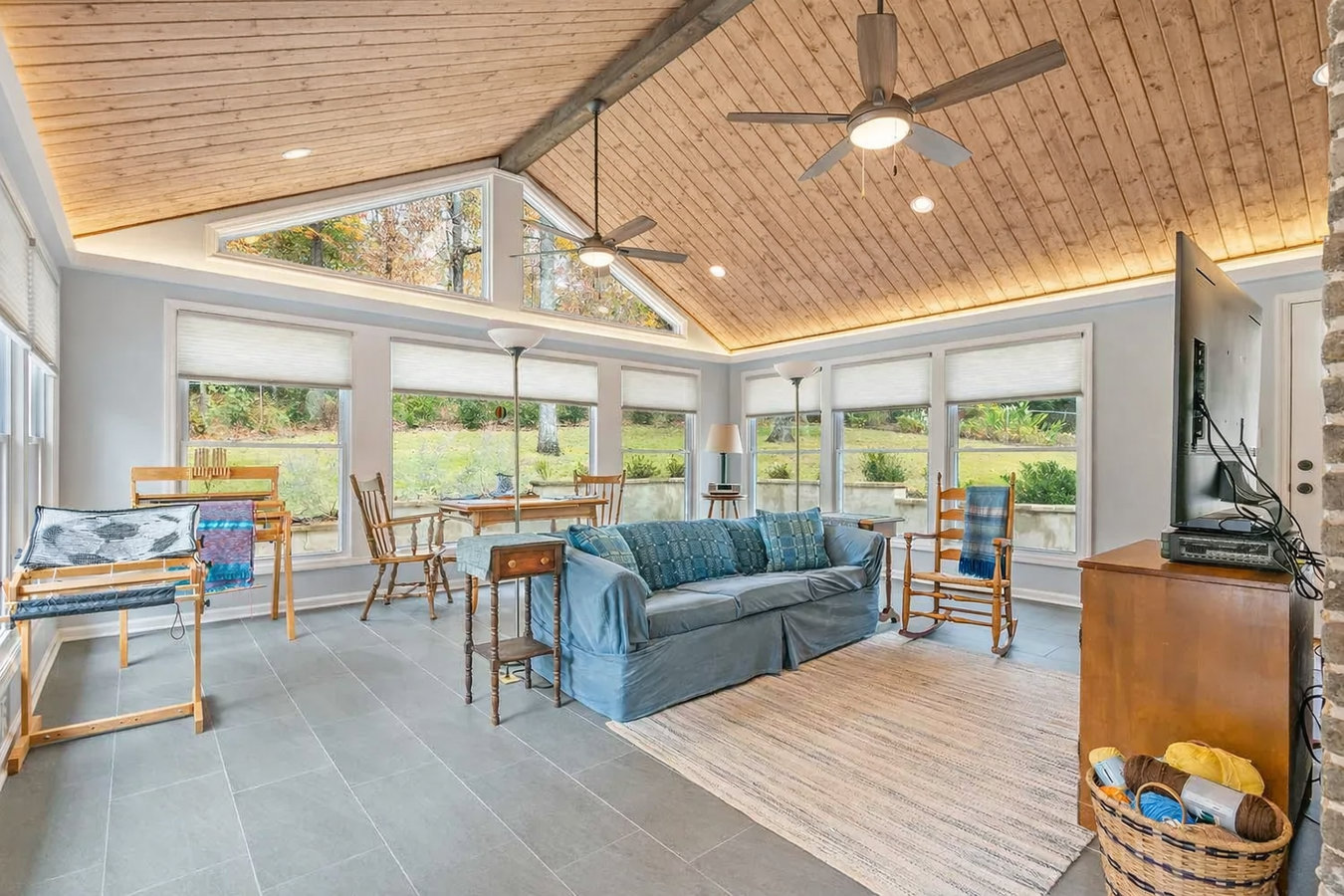 Sunroom additions in Pasadena, CA