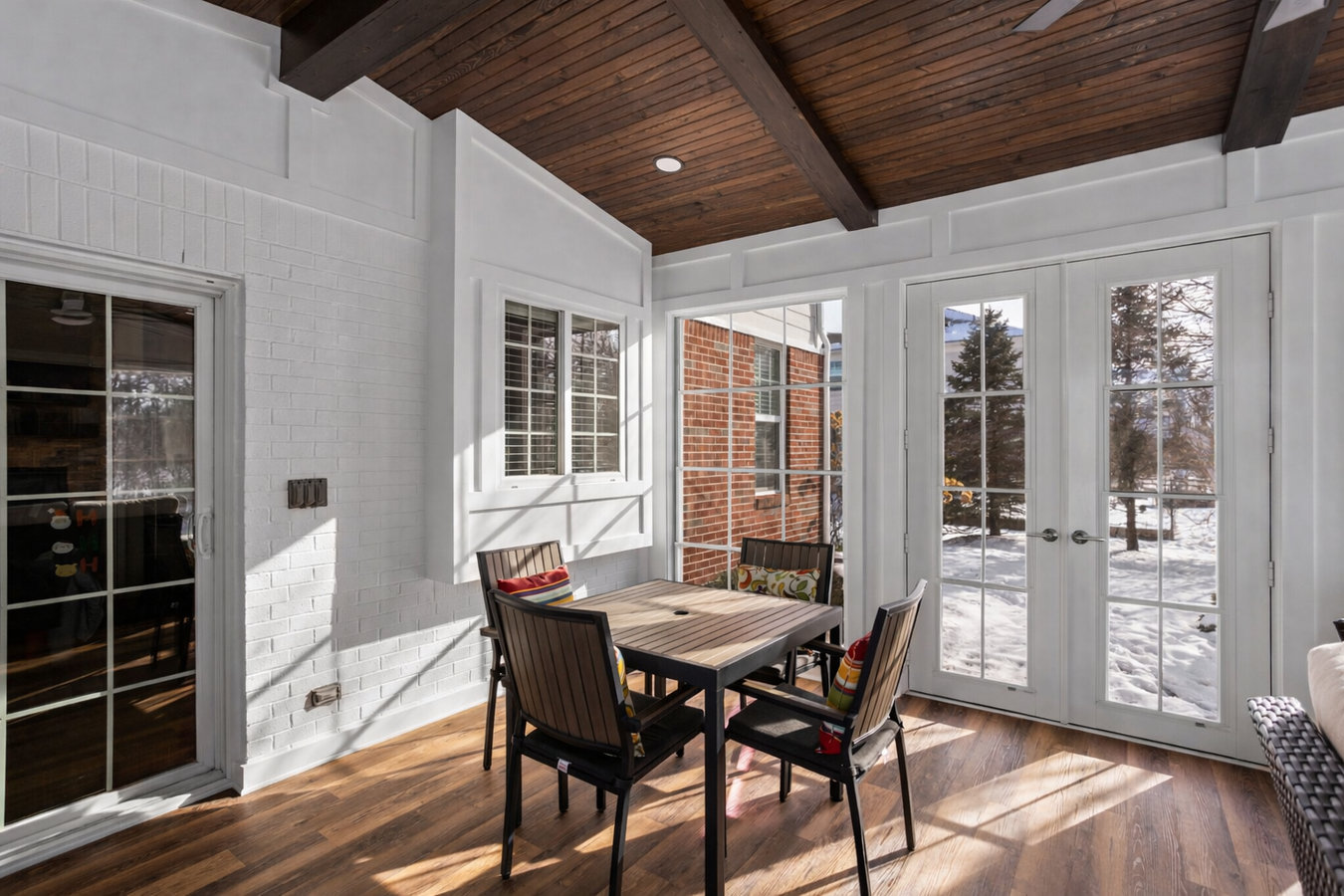 Sunroom remodeling in Pasadena, CA
